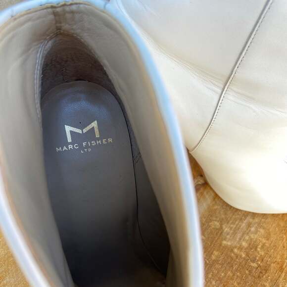 Marc Fisher LTD White Leather Pointed Toe Ankle Booties - Picture 4 of 12